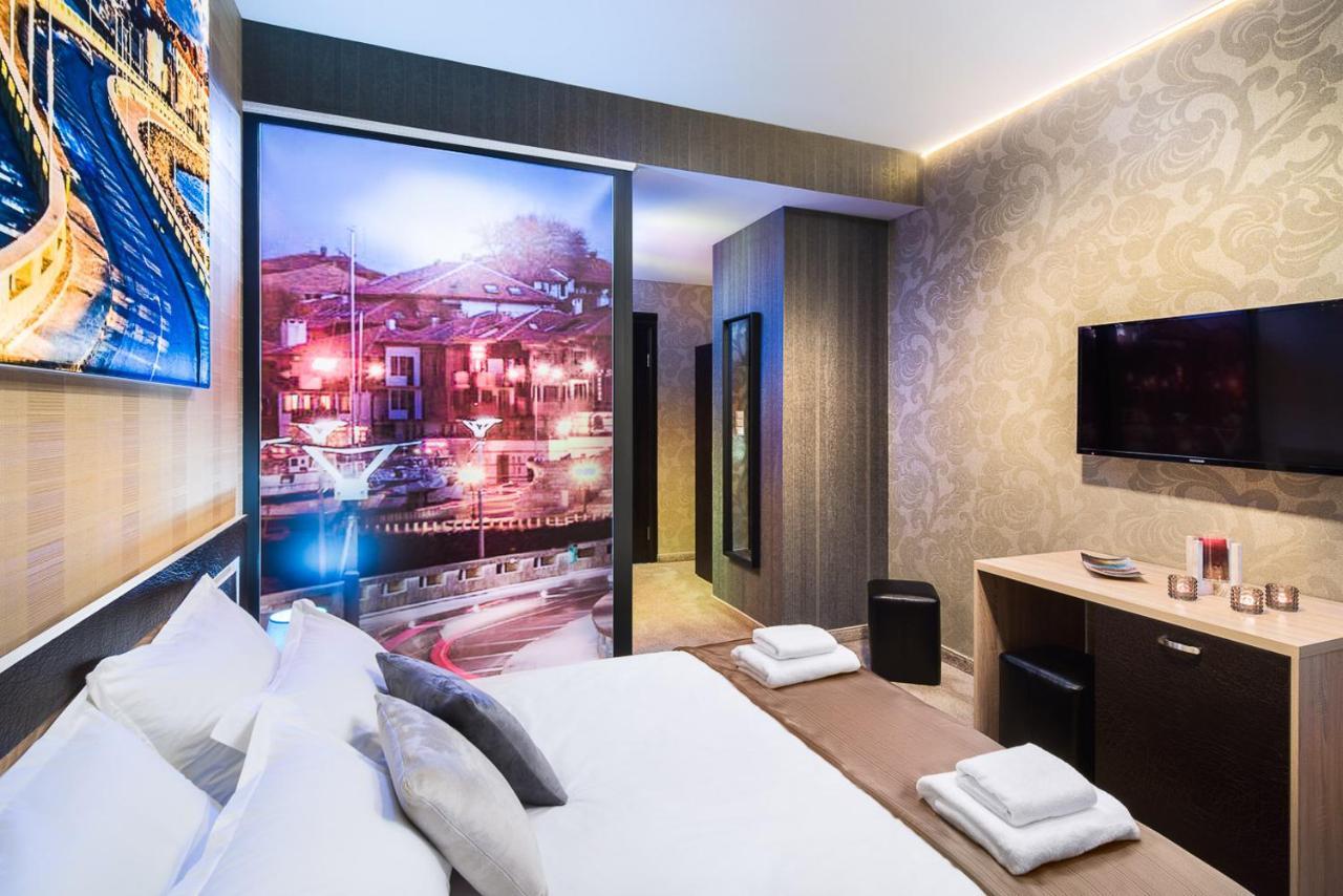 Point Boutique 3*